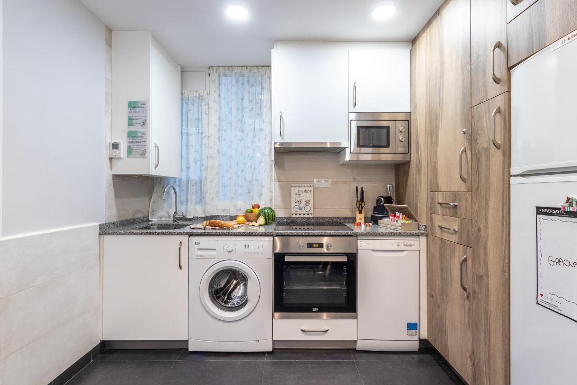 Inside Old Town By Eba Homes Билбао Екстериор снимка